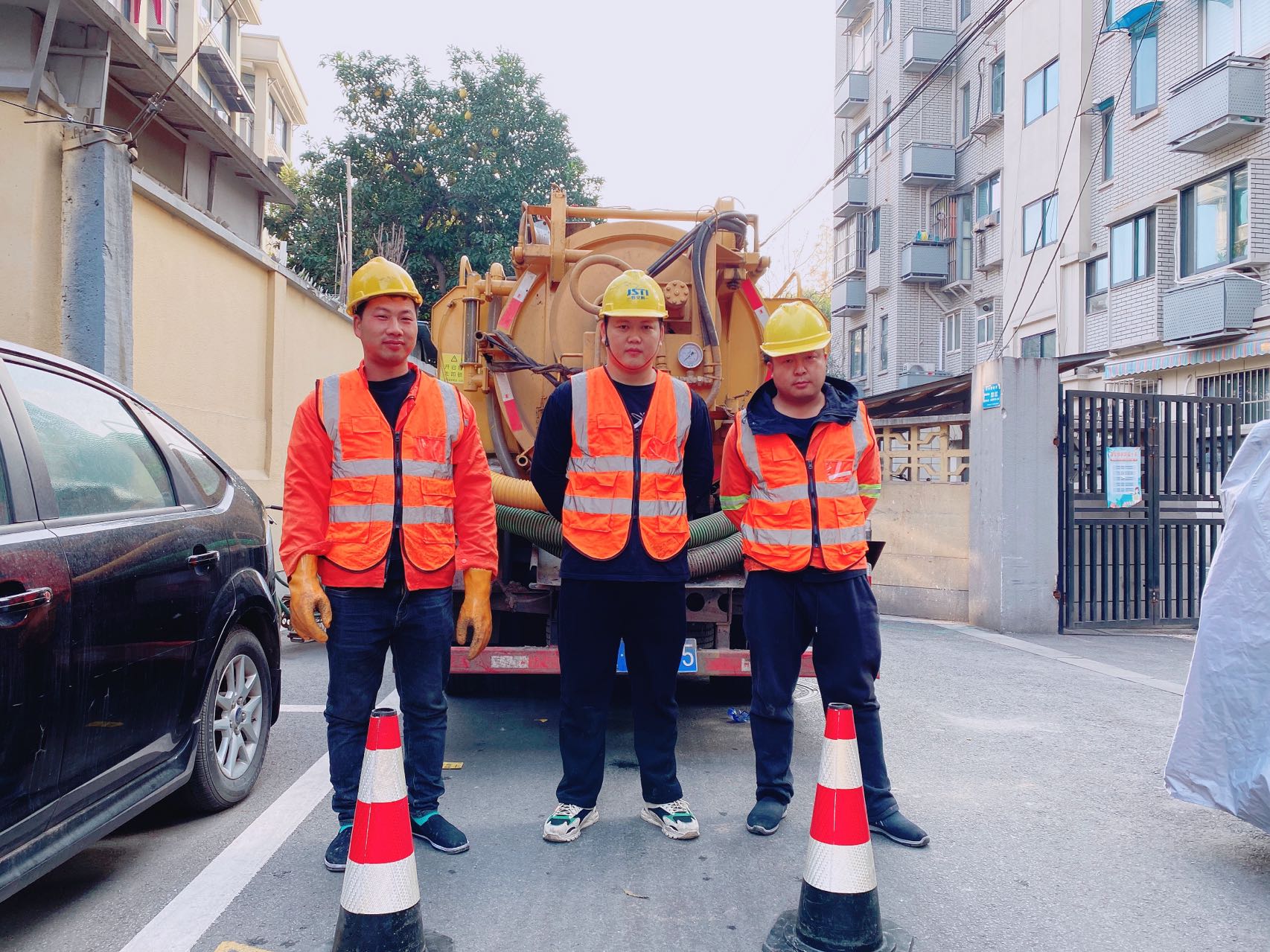 商场南京某小区管道清淤检测施工